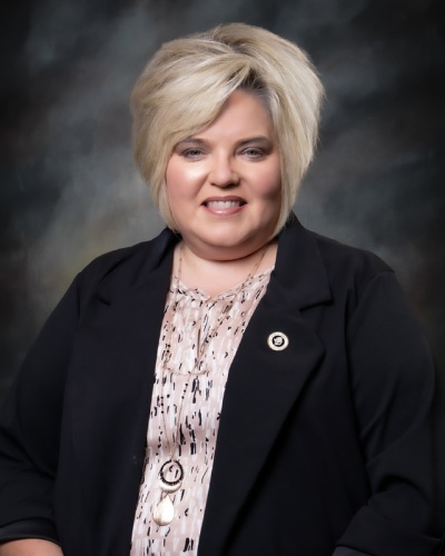 Weakley County Register of Deeds April Jones